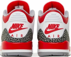Nike Air Jordan 3 Retro 'Fire Red' 2022 na internet