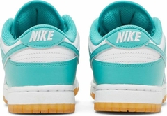 Nike Dunk Low 'Teal Zeal' na internet