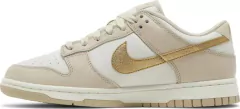 NIKE DUNK LOW GOLD SWOOSH - comprar online