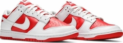 Nike Dunk Low 'Championship Red' na internet