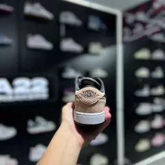 Nike Air Jordan 1 Retro Low OG 'Bleached Coral' - comprar online