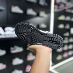 AIR JORDAN 1 RETRO HIGH OG 'SILVER TOE' - loja online