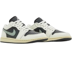 AIR JORDAN 1 LOW JADE SMOKE na internet