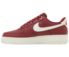 AIR FORCE 1 JOIN FORCES TEAM RED na internet