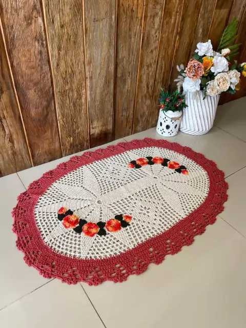 Tapete Oval P 1,20m x 85cm Bordado Flor Crochê Artesanal na internet
