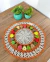 Toalha de Bandeja Pequena Redonda Primavera 45cm Crochê Artesanal - comprar online
