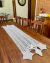Caminho Trilho De Mesa 1,60x38cm Cacho De Uva Liso Crochê na internet