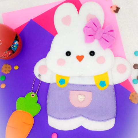 Bolsa infantil porta bombom de feltro - Coelhinhos da páscoa