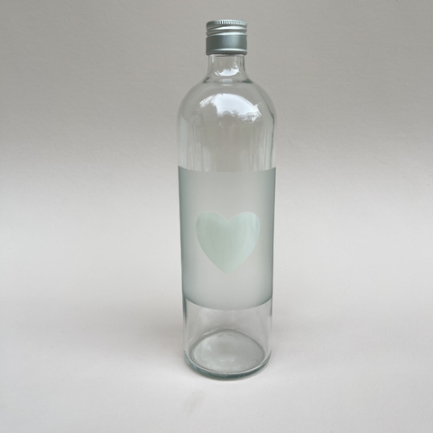 Garrafa Vidro - Coração Jateado