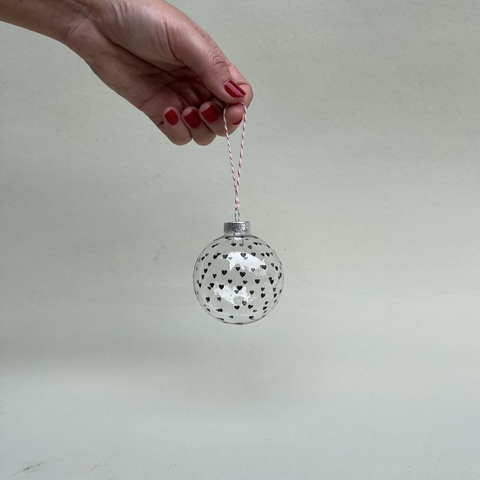 Bola de Vidro - Chuva de Corações Pretos