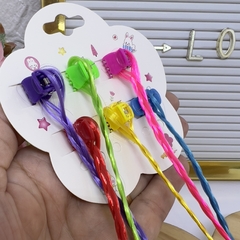 Mechas de Trancinhas Coloridas na internet