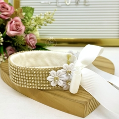 Porta Coque Strass Branco/Dourado - comprar online