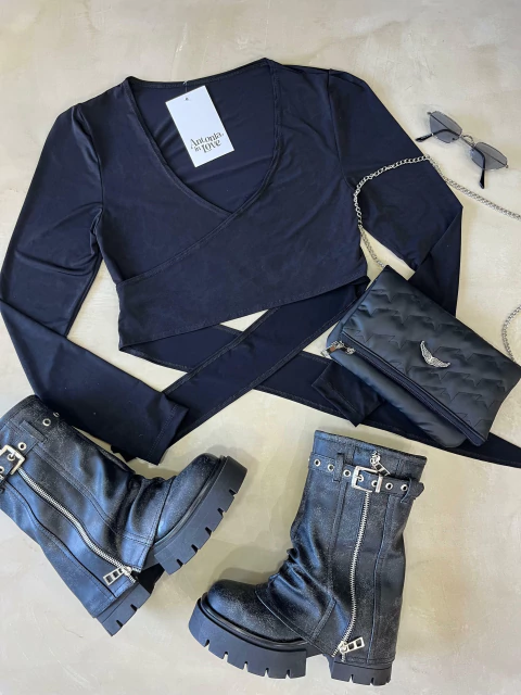 Top manga larga cruzado Venecia $24000 Efectivo - comprar online