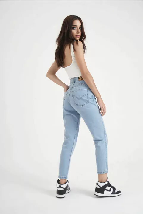 Jean Kate Rad - Celeste $75000 Efectivo