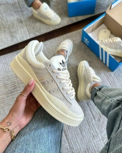 Tênis Unissex Adidas Campus x Bad Bunny Bege