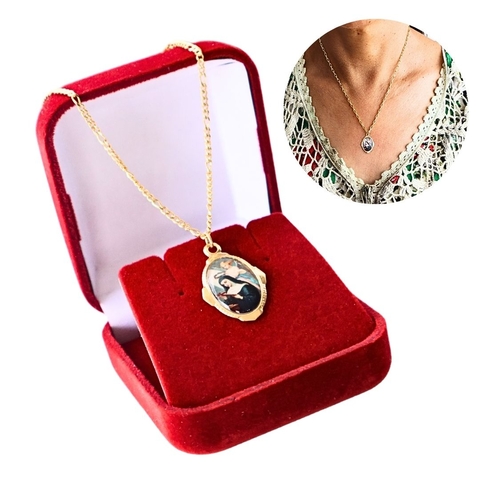 Colar com Medalha Sta Rita de Cássia Dourado Caixa Veludo 50 - comprar online