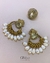 Brinco Argola Oval Com Pérolas - Piña Ouro Velho | Camila Klein - comprar online