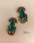 Brinco Médio Cristais Verde Esmeralda - Bispo Ouro Velho | Camila Klein - comprar online