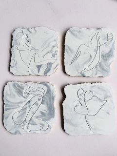 PORTAVASOS FIGURA LINEAL MARMOLADO GRIS en internet