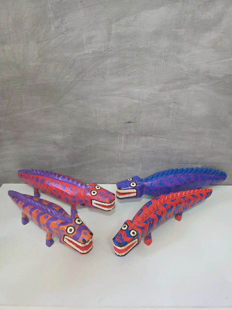 Calango colorido - comprar online