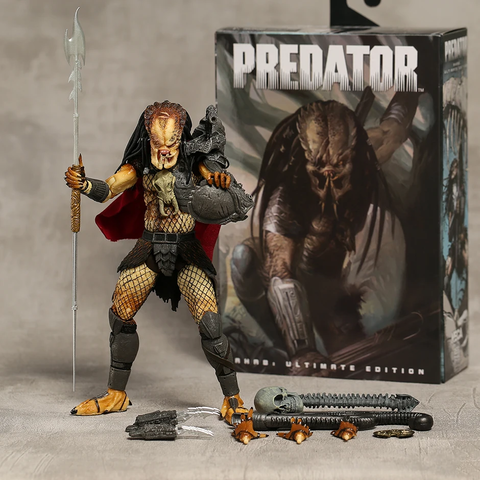 Action figure Ahab Predator Ultimate Neca, com detalhes realistas e acessórios em destaque, ao lado da caixa ilustrativa