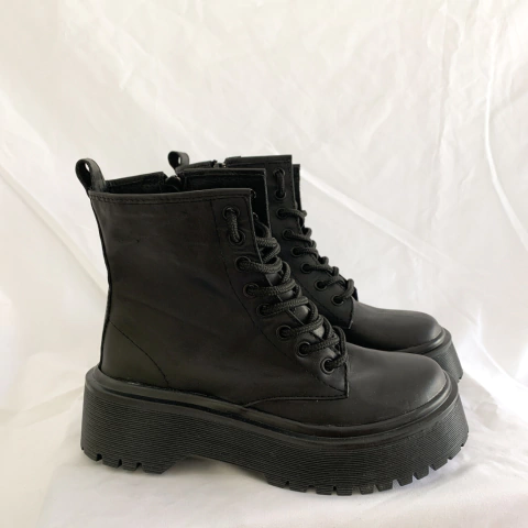 Borcegos Lovers (cuero)