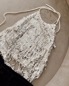 Look FuTTTura + lentes de regalo en internet