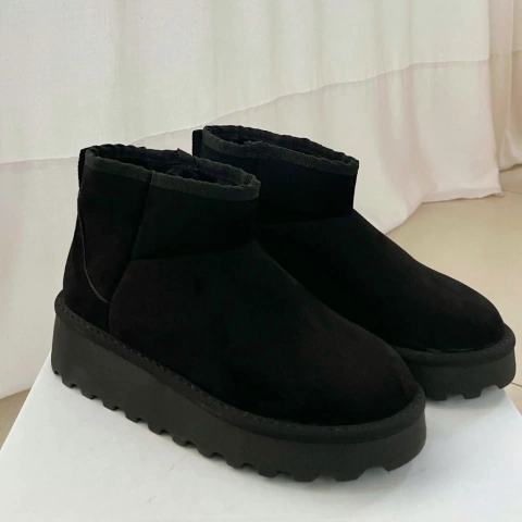 Pantubotas negras