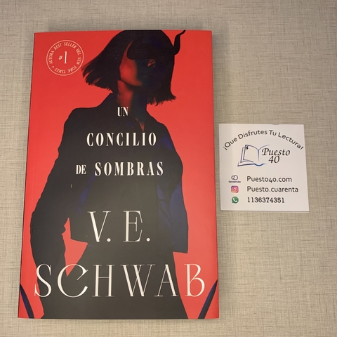 Un concilio de sombras - Victoria Schwab