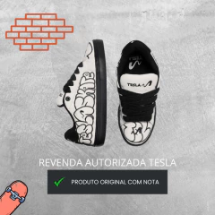 Tênis Tesla Hertz na internet