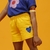 Shorts Amarelo na internet