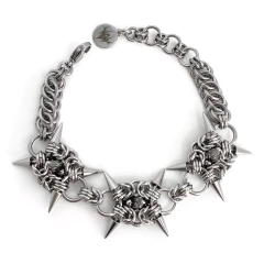 Pulseira Nyx na internet