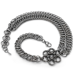 Choker Bloom