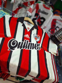 Camiseta River Plate de Época 1999 Modelo Tricolor en internet