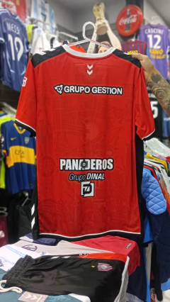 Camiseta Chacarita Alternativa 118 Años 2024 Hummel - tienda online