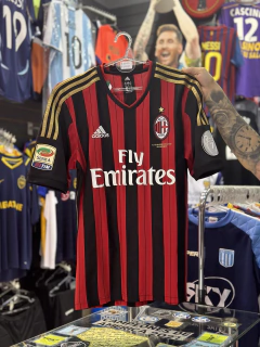Camiseta Milan + Número + Nombre + Parche en internet