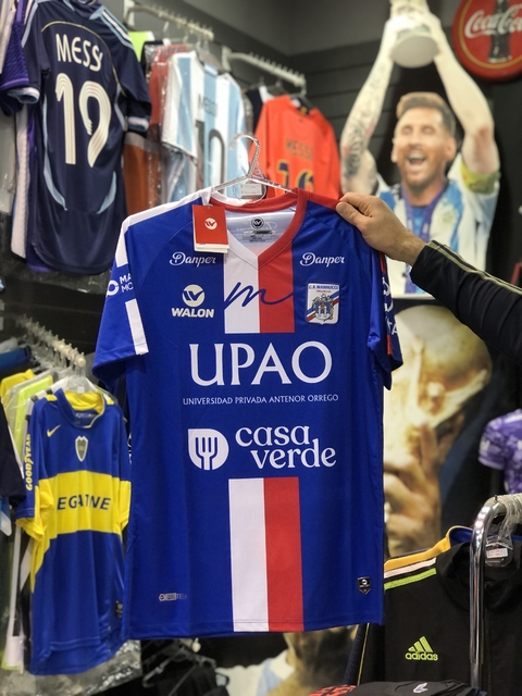 Camiseta Carlos A. Mannucci Titular 2020