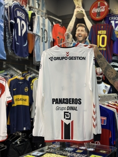 Camiseta Chacarita Juniors Suplente Manga Larga 2024 Hummel - Tomydeportes