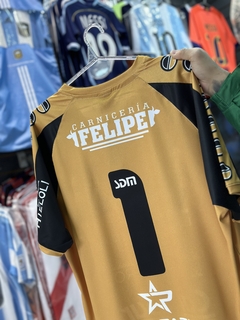 Camiseta Deportivo Merlo Arquero Alternativa 2024 Sport 2000 en internet