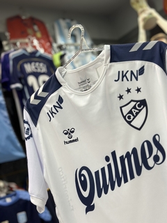 Camiseta Quilmes Titular 2024 Hummel - comprar online