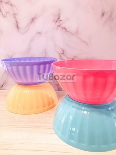 Bowl plastico a rayas mediano