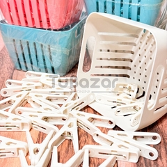 Broches plasticos con cesta x24