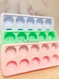 Cubetera plástica emoji