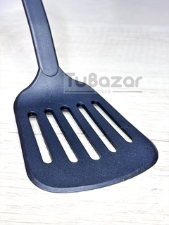 Espátula calada nylon - comprar online