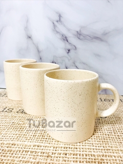 Taza de cerámica jaspeada