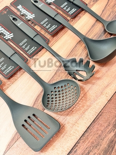 Espatula calada nylon Hudson - Tu Bazar Online