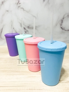 Vaso plástico con tapa y sorbete - comprar online