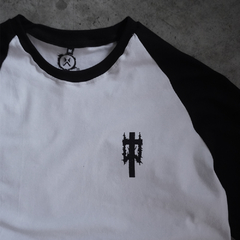 RAGLAN WEIRD ODD EYE na internet