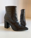 Bota Flávia Croco Preto