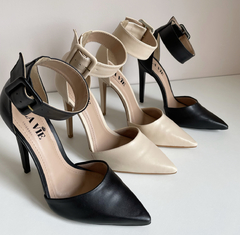 Scarpin Maxi Fivela Dust na internet